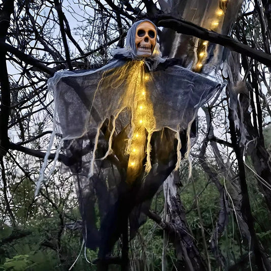 Golden Deal Peaks™ Spooky Hanging Skull - Golden Deal Peaks